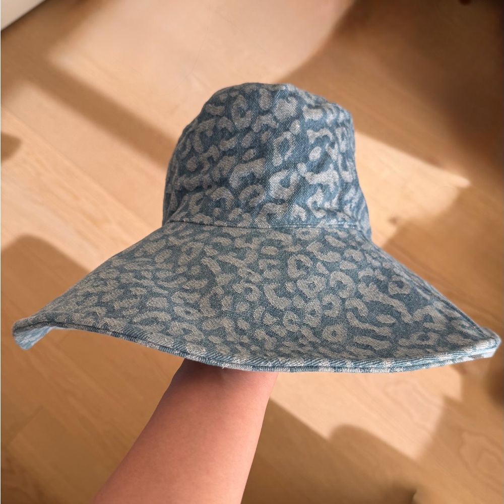 NWOT Red Sky “Out of Office” Blue Leopard Wide brim Sun Beach Hat OS - Picture 3 of 8
